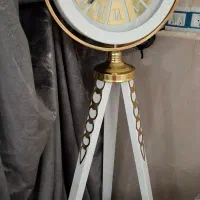 ساعت ایستاده چوبی