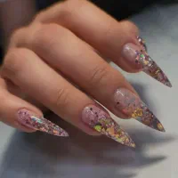 آموزش و کاشت ناخن حرفه ایی|خدمات آرایشگری و زیبایی|فولادشهر, مسکن مهر فولادشهر|دیوار