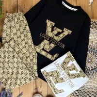 حراج بلوز و شلوار پسرانه و دخترانه پافر|کفش و لباس بچه|کرمان, |دیوار