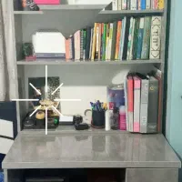 فروش کتابخانه بهمراه میز کامپیوتر درحد نو