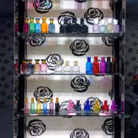 نیروی فروشنده متعهد(آقا) مغازه عطر و ادکلن