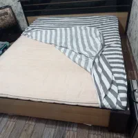 تخت دو نفره با تشک سالم
