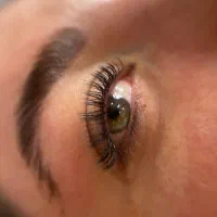 آموزش تخصصی اکستنشن مژه در امیری