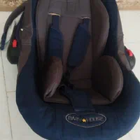 کریر سورمه ای مارک دلیجان|کالسکه و لوازم جانبی|صدرا-فارس, فاز ۱|دیوار