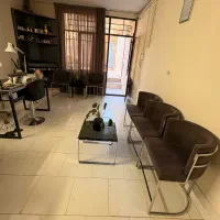 صندلی ناخن در آموزشگاه تخصصی|اجارهٔ دفتر کار، اتاق اداری، مطب|اصفهان, رحیم‌آباد|دیوار