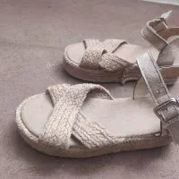 کفش تابستانی کنفی