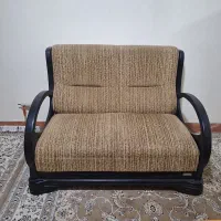 مبل چهار نفره و میز تلویزیون