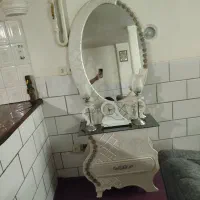 آینه و شمعدان ،بوفه