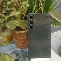 سامسونگ s23 fe سالم بدون باز شدگی