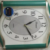 ساعت دیواری