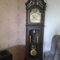 ساعت ایستاده و اینه کنسول