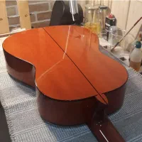 گیتار فلامنکو فوق العاده خوش صدا|گیتار، بیس، امپلیفایر|قم, باجک سه|دیوار