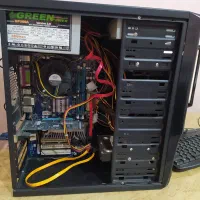 کامپیوتر آماده استفاده