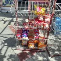 استند چیپس و پفک|فروشگاه و مغازه|رزن, |دیوار