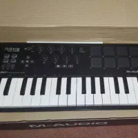 میدی کنترلر M-Audio Axiom AIR 32 Mini