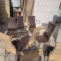 تعدادی صندلی سالم ومحکم