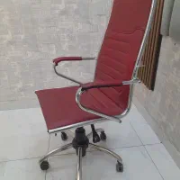 صندلی مدیریت در حد صفر