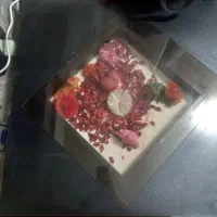 میز چوب و صفحه شیشه مربع