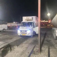 کامیونت امیکوخاور۶تن تمیزبی رنگ درحال کار.