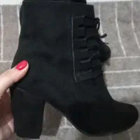 پوتین در حد نو|کیف، کفش، کمربند|تبریز, |دیوار