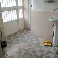 رهن خانه دو طبقه|اجارهٔ خانه و ویلا|قم, قلعه کامکار|دیوار