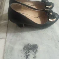 مقدار زیادی لباس درحدنو