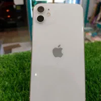 گوشی ایفون 11 نرمال