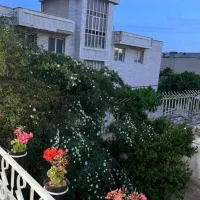 تخت-پایین-خوابگاه-دخترانه-گیلدخت