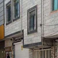 خانه ویلایی دو طبقه با مغازه