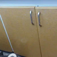 کابینت فلزی و ویترین