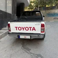تویوتا هایلوکس ۲۰۱۴ اتوماتیک