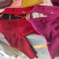 تعداد۲تا کت سایز۴۰به همراه ۲تاپ کرواتی و۵شال