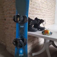اسنوبرد،فیکس،بوت ودستکش برتون Burton عینک Oakley