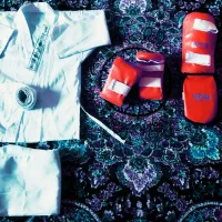 لباس و لوازم کاراته