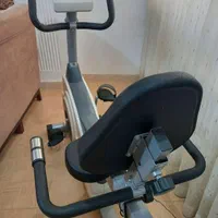 دوچرخه ثابت مانیتور دار|تجهیزات ورزشی|رشت, دباغیان|دیوار