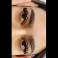 اکستنشن مژه با بهترین مواد و کمترین قیمت.