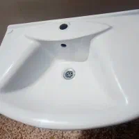 روشویی پایه دار|لوازم سرویس بهداشتی|لنگرود, |دیوار