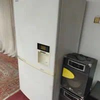 یخچال فریزر جادار وکاملا سالم ضد برفک و خونه روشنه|یخچال و فریزر|گنبد کاووس, |دیوار