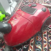 جاروبرقی کوچک در حد نو نو