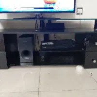 tv سامسونگ ۴۳ومیز شیشه ای وسینما خانواده سامسونگ