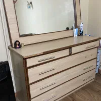 تخت|تخت و سرویس خواب|رشت, لاکانی|دیوار