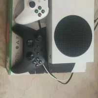 ایکس باکس سری اس با دو دسته
