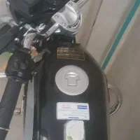 موتورسیکلت ۲۰۰ مارک همتاز