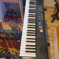 کیبورد یاماها در حد نو