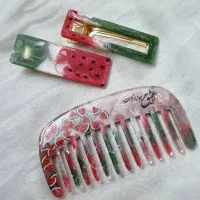 شانه و گیره مو رزینی یلدایی