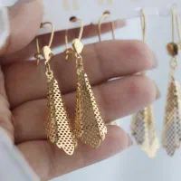 النگو وگوشواره طلاروس وبرنجی مشابه طلا