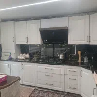 کابینت آشپزخانه فلزی ضخیم با درب وکیوم  تمیز