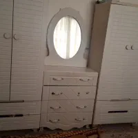 کمد و میز آرایش