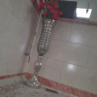 گلدان وگل مصنوعی