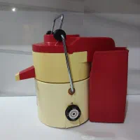 آبمیوه گیری توشیبا ژاپنی. قدیمی سالم